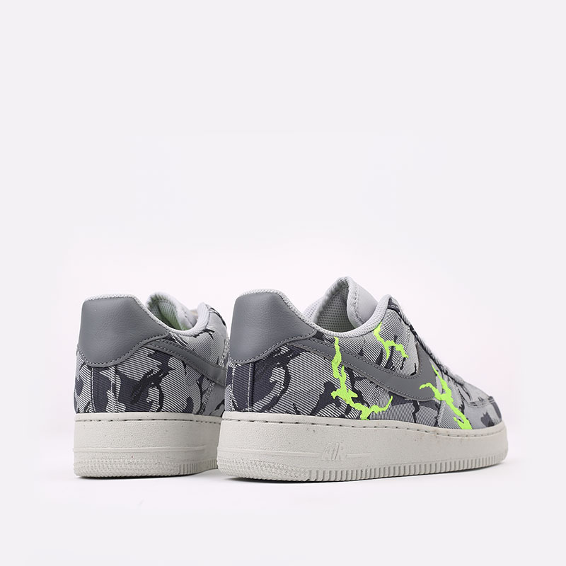 мужские серые кроссовки Nike Air Force 1 `07 LX CV1725-001 - цена, описание, фото 7